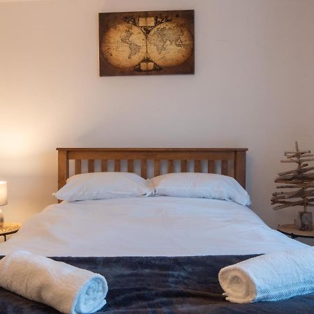 Castle View - Flat In Mumbles - Free Parking Lägenhet Oystermouth Exteriör bild