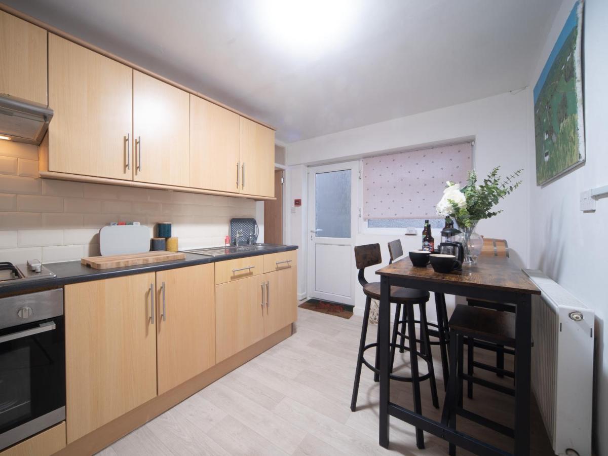 Castle View - Flat In Mumbles - Free Parking Lägenhet Oystermouth Exteriör bild