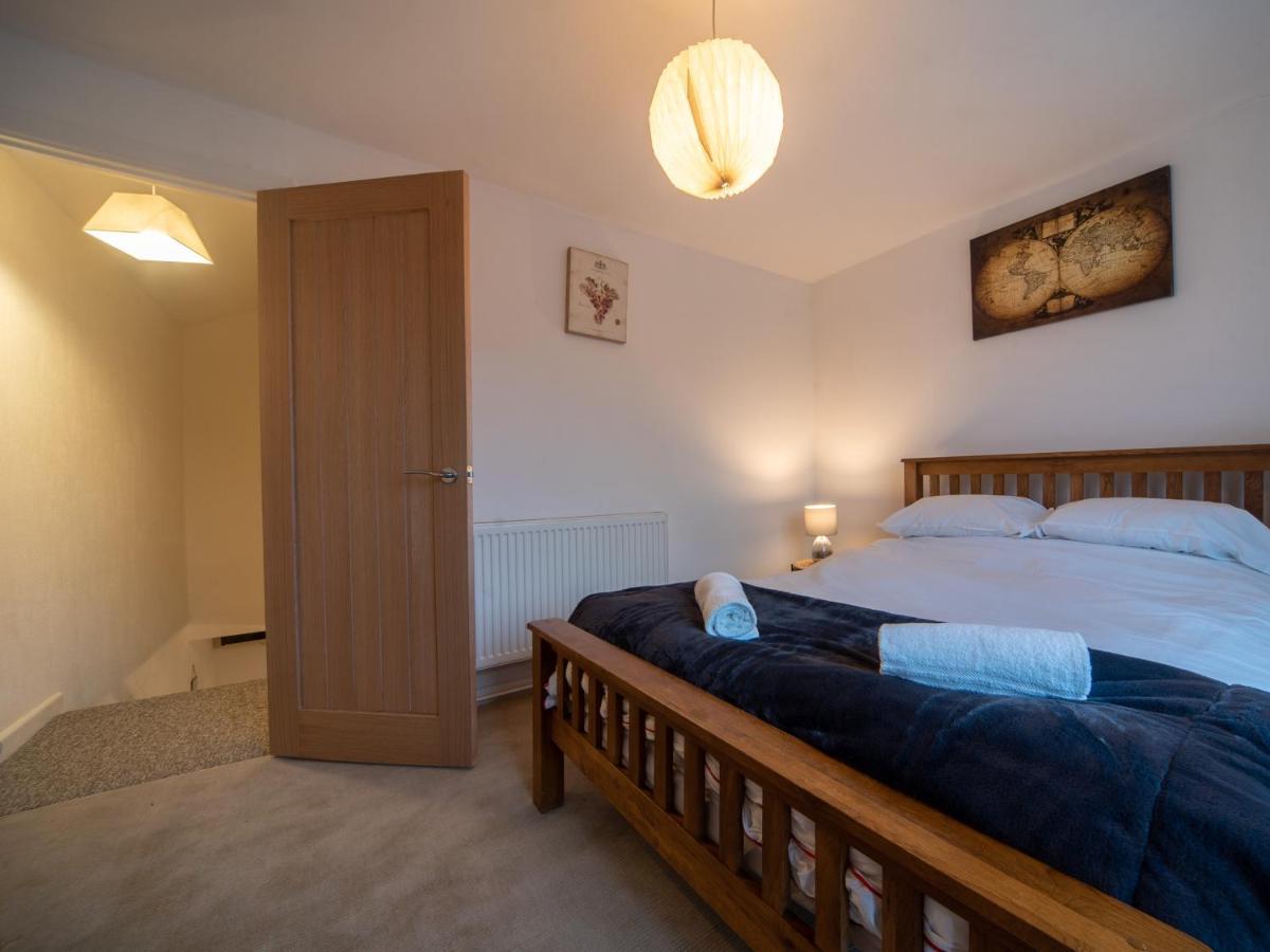 Castle View - Flat In Mumbles - Free Parking Lägenhet Oystermouth Exteriör bild